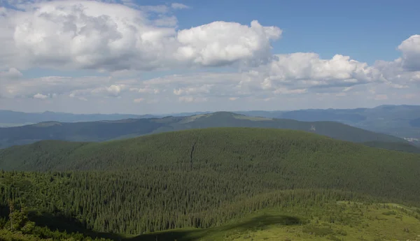 Trekking Karpatach Przez Petros Hoverla Wzdłuż Grzbietu Czarnogóry Pop Ivan — Zdjęcie stockowe