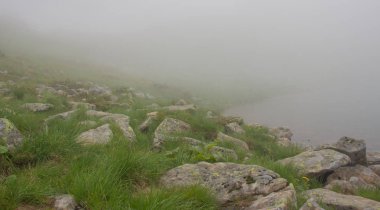 Petros'tan Hoverla'ya, Nesamovite Gölü'ne, Pop İvan Gözlemevi'ne çadırla yürüyüş