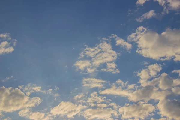 Sekawanan Awan Kecil Indah Foto Awan Langit Biru — Stok Foto