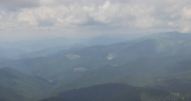 Karpatlarda Trekking, Pop Ivan Marmarassky Pop Ivan Chernogorsk Ukrayna ve Romanya arasındaki sınıra yürüyüş