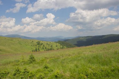 Karpatlarda Trekking, Pop Ivan Marmarassky Pop Ivan Chernogorsk Ukrayna ve Romanya arasındaki sınıra yürüyüş