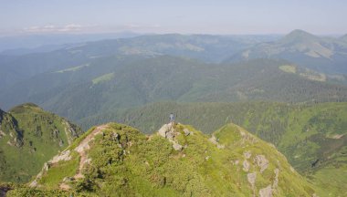 Karpatlarda Trekking, Pop Ivan Marmarassky Pop Ivan Chernogorsk Ukrayna ve Romanya arasındaki sınıra yürüyüş