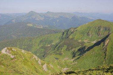 Karpatlarda Trekking, Pop Ivan Marmarassky Pop Ivan Chernogorsk Ukrayna ve Romanya arasındaki sınıra yürüyüş