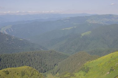 Karpatlarda Trekking, Pop Ivan Marmarassky Pop Ivan Chernogorsk Ukrayna ve Romanya arasındaki sınıra yürüyüş