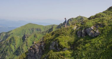 Karpatlarda Trekking, Pop Ivan Marmarassky Pop Ivan Chernogorsk Ukrayna ve Romanya arasındaki sınıra yürüyüş