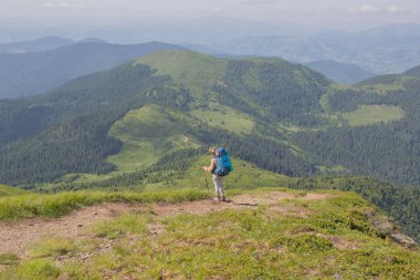 Karpatlarda Trekking, Pop Ivan Marmarassky Pop Ivan Chernogorsk Ukrayna ve Romanya arasındaki sınıra yürüyüş