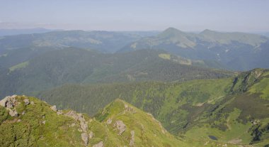 Karpatlarda Trekking, Pop Ivan Marmarassky Pop Ivan Chernogorsk Ukrayna ve Romanya arasındaki sınıra yürüyüş