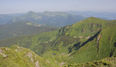 Karpatlarda Trekking, Pop Ivan Marmarassky Pop Ivan Chernogorsk Ukrayna ve Romanya arasındaki sınıra yürüyüş