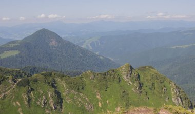 Karpatlarda Trekking, Pop Ivan Marmarassky Pop Ivan Chernogorsk Ukrayna ve Romanya arasındaki sınıra yürüyüş