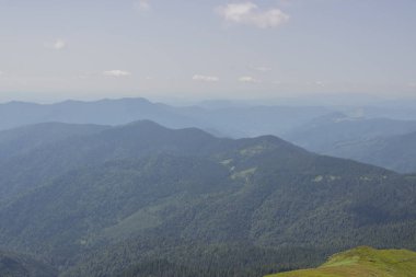 Karpatlarda Trekking, Pop Ivan Marmarassky Pop Ivan Chernogorsk Ukrayna ve Romanya arasındaki sınıra yürüyüş