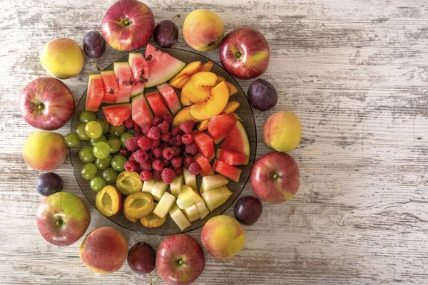 Mistura Frutas Pêssego Uvas Maçã Melancia Melão Framboesa Ameixa Frutos — Fotografia de Stock