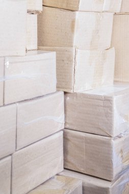 Ambalaj kutuları mühürlü plastik Bags.Vertical görüntü ile bol