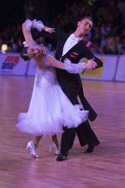 Profesyonel yetişkin dans çift