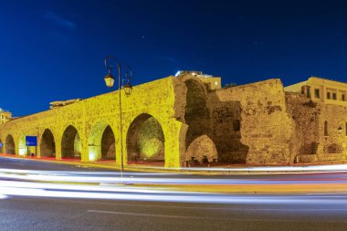 Agios Dimitrios Kalesi ve Kandiye Şehrindeki Eski Kale