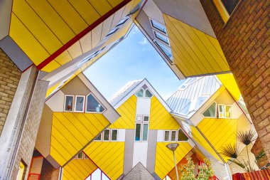Rotterdam City Piet Blom tarafından tasarlanan Kübik Evler