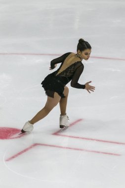 Rus Artistik Patinajcı Sofya Samodurova Bayanlar Serbest Paten Programını Gösteriyor