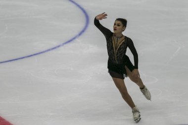 Rus Artistik Patinajcı Sofya Samodurova Bayanlar Serbest Paten Programını Gösteriyor