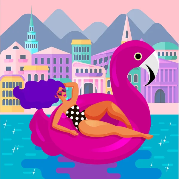 ホテルやヴィラを背景にピンクのフラミンゴの形で巨大なトレンディな水泳サークルで休んでいるグラマラスな女性 ビーチでの休暇 水泳用アクセサリー 漫画フラットベクトルスタイル — ストックベクタ