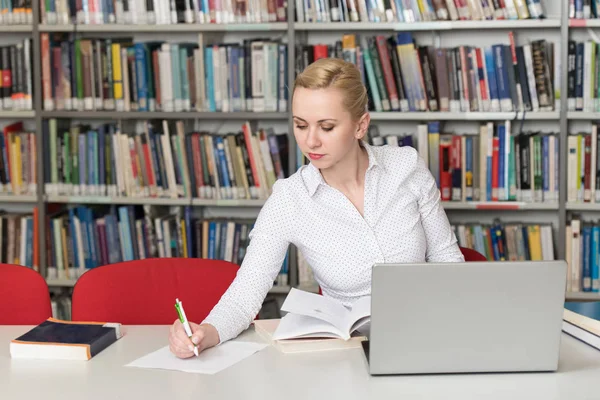 Student Preparing Exam Learning Lessons School Library Making Research Laptop — Stock Photo, Image