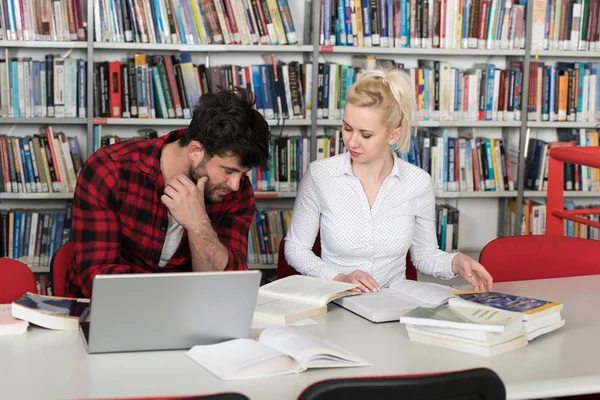 Students Preparing Exam Learning Lessons School Library Making Research Laptop — Stock Photo, Image