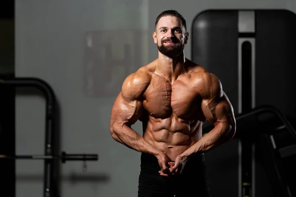 Portrait Young Physically Fit Man Showing His Well Trained Body — Stock Photo, Image