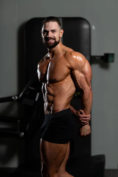 Portrait Young Physically Fit Man Showing His Well Trained Body — Stock Photo, Image