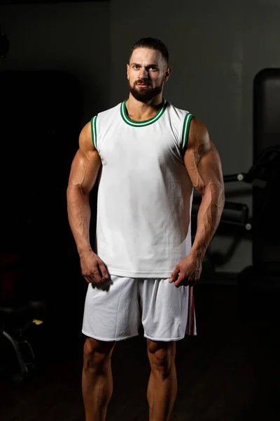 Portrét Osobního Trenéra Sportovním Oblečení Fitness Centru Tělocvična Stojící Silný — Stock fotografie