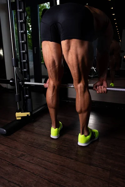 Strong Man Gym Exercising Quadriceps Glutes Machine Muscular Athletic Bodybuilder — Stock Photo, Image