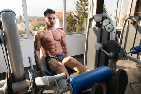 Leg Exercises Close Man Doing Leg Machine Gym — Stock Photo, Image