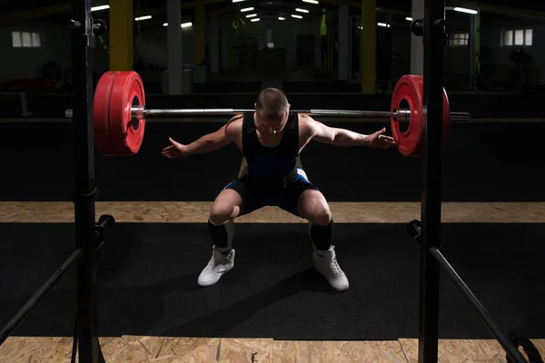 Homme Powerlifter Sain Travaillant Jambes Avec Haltère Dans Gymnase Exercice — Photo