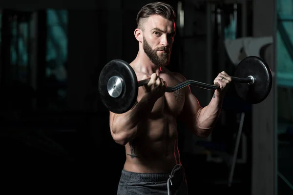 Idrottare Gymmet Utför Biceps Lockar Med Skivstång — Stockfoto