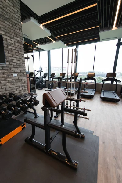 Attrezzature Macchine Presso Moderno Palestra Fitness Center — Foto Stock