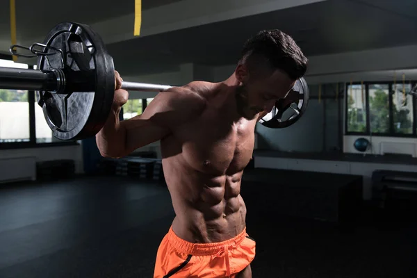 Strong Man Gym Ćwiczenia Hamstringi Sztangą Muscular Athletic Bodybuilder Fitness — Zdjęcie stockowe
