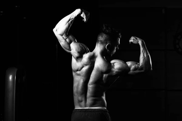 Young Man Standing Strong Gym Flexing Muscles Muscular Athletic Bodybuilder — Stock Photo, Image