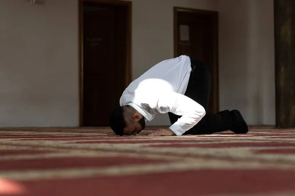 Businessman Muslim Praying in Mosque — Stock Photo, Image