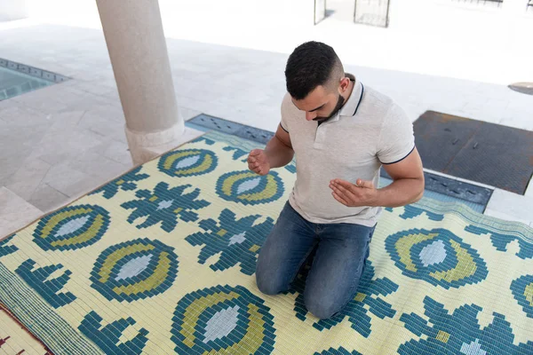 Young Man Muslim Praying — Stock Photo, Image
