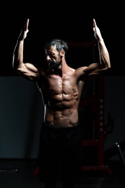 kasların esneme vücut geliştirmeci