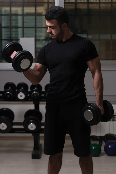 Man Tränar Biceps Ett Gym Hantel Koncentration Lockar — Stockfoto