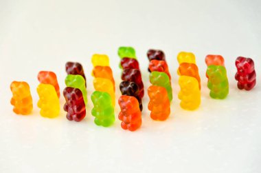 Çok renkli jöle şekerler sakızlı ayılar