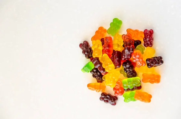 Multicolore caramelle gelatina orsetti gommosi — Foto Stock