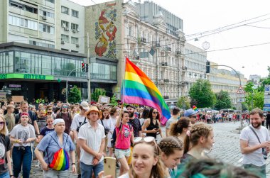 Kiev, Ukrayna - 23 Haziran 2019. Eşitlik Yürüyüşü. Lgbt yürüyüşü Kiev. Gay geçit töreni