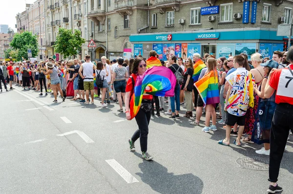 Kiev, Ukrayna - 23 Haziran 2019. Eşitlik Yürüyüşü. Lgbt yürüyüşü Kiev. Gay geçit töreni