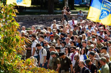 Kiev, Ukrayna - 24 Ağustos 2019. Gaziler Marşı. Doğu Ukrayna, gönüllüler ve sivillere savaş Ukraynalı gazileri. Ukrayna'nın Bağımsızlık Günü