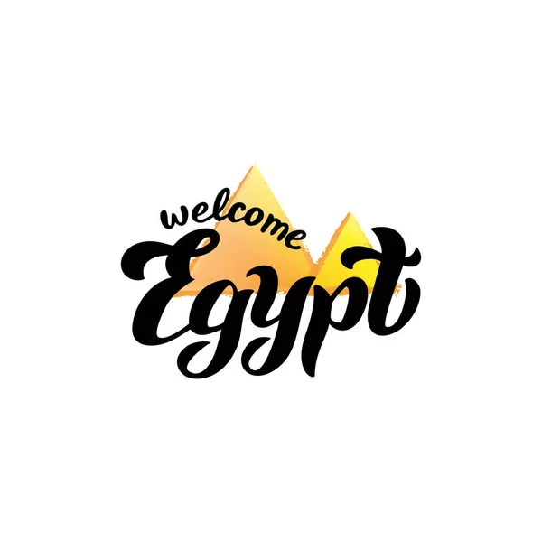 Egipto bienvenida tipografía texto con pirámides. Letras modernas — Vector de stock