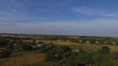 Kilisede mum yakmak.