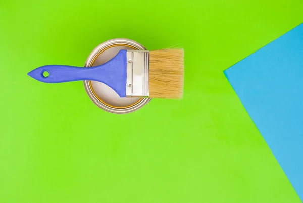 Konzept Der Malerei Funktioniert Pinsel Auf Farbdose Grün Blauer Heller — Stockfoto