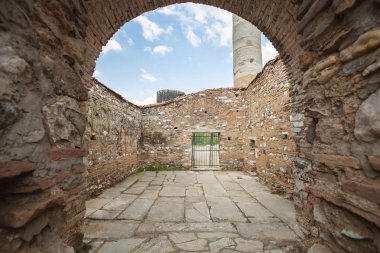 2. yüzyıl Lidya'nın Sardeis başkenti Artemis tapınağının kalıntıları