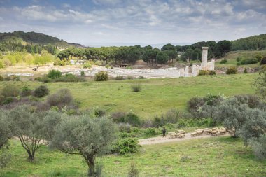 2. yüzyıl Lidya'nın Sardeis başkenti Artemis tapınağının kalıntıları