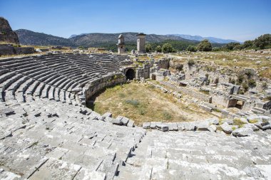 Xanthos Antik kenti. Antalya/Türkiye 'de mezar anıtı ve Xanthos-Letoon (Xantos, Xhantos, Xanths) antik kenti harabeleri. Likya 'nın başkenti.