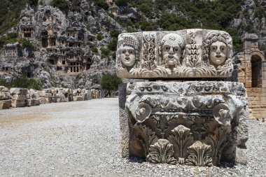 Arkeolojik kalıntıları Likya kaya mezarları Myra, Türkiye'de kesme